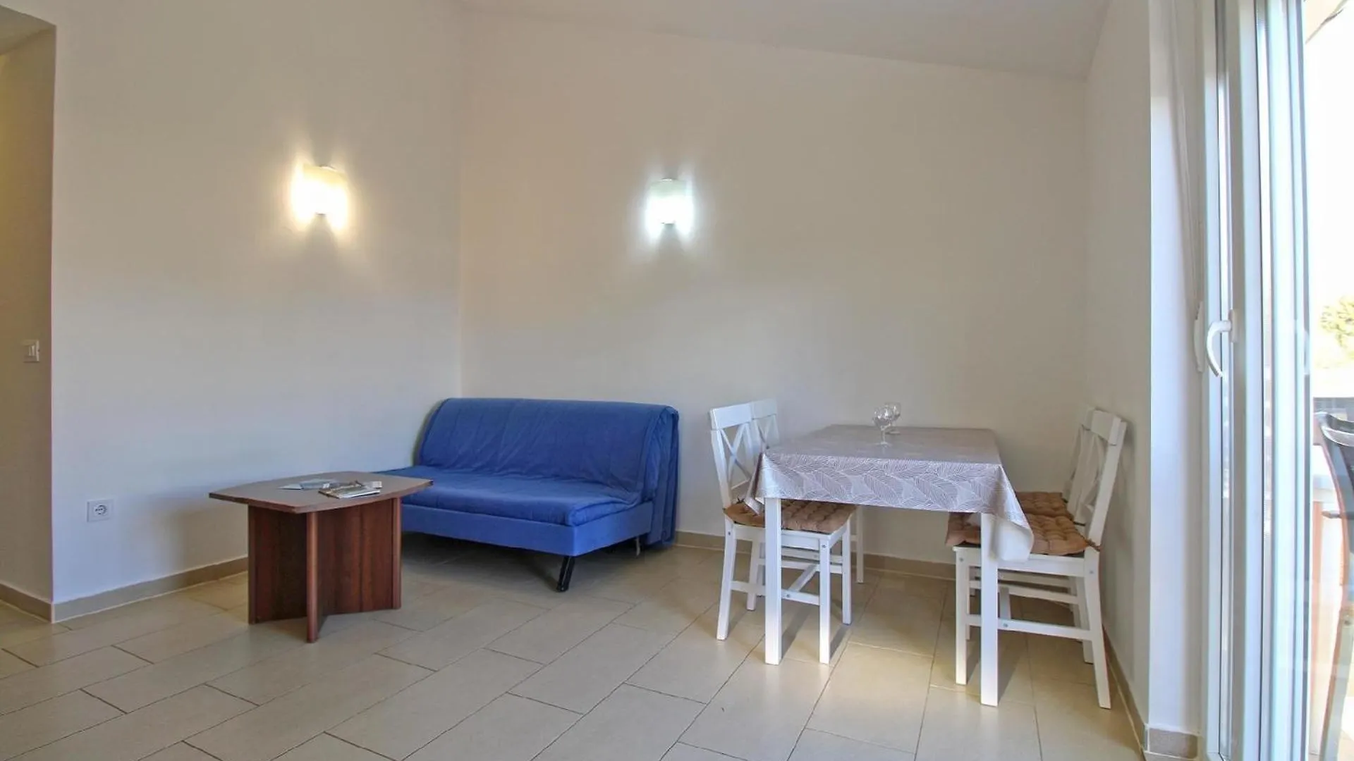 Apartment Ferienwohnung Fuer 4 Personen Ca 34 Qm In Liznjan, Istrien Suedkueste Von Istrien